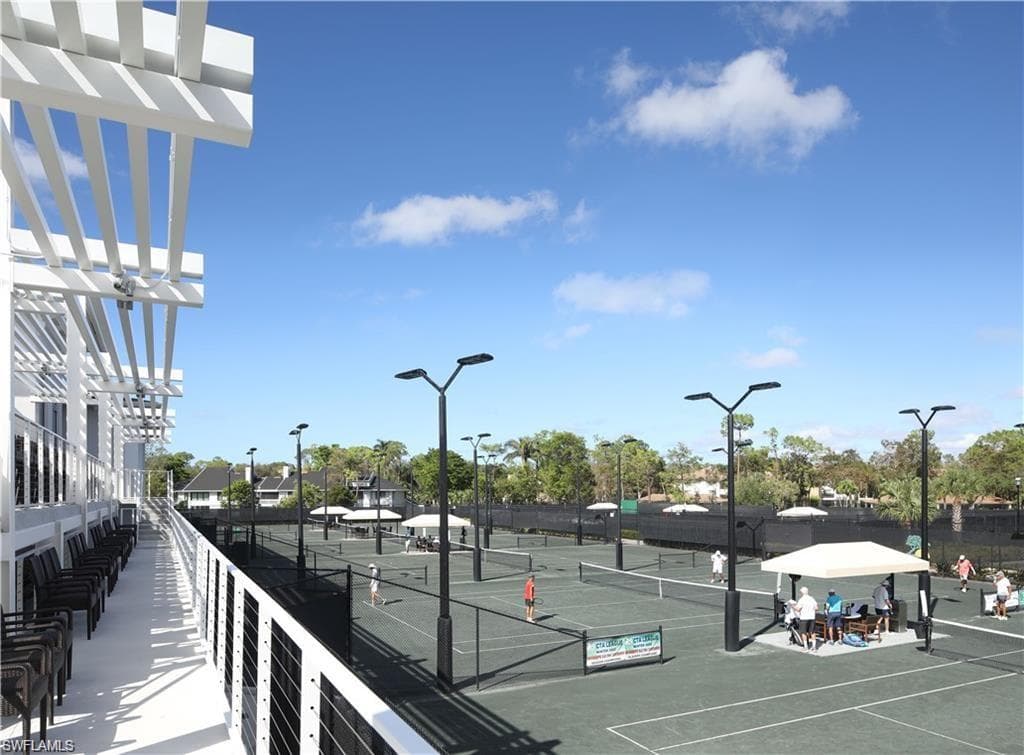 203 Courtside Dr B103, Naples, FL 34105-13