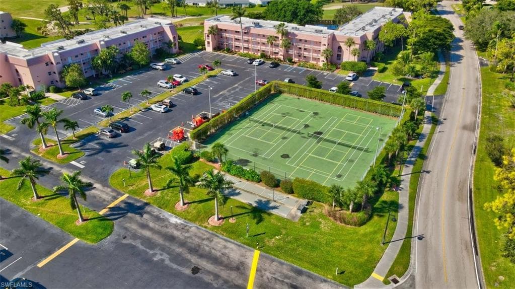 225 Turtle Lake Ct 310, Naples, FL 34105-23