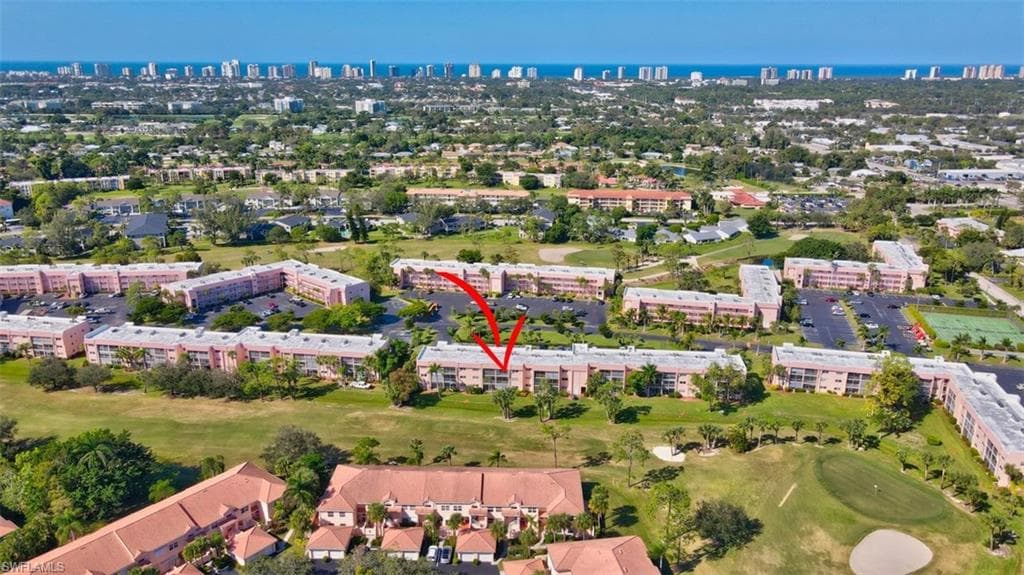 225 Turtle Lake Ct 310, Naples, FL 34105-26