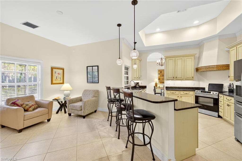441 27th St SW, Naples, FL 34117-12