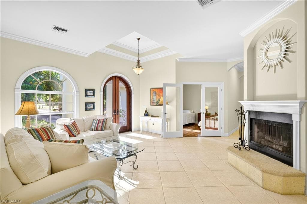 441 27th St SW, Naples, FL 34117-5