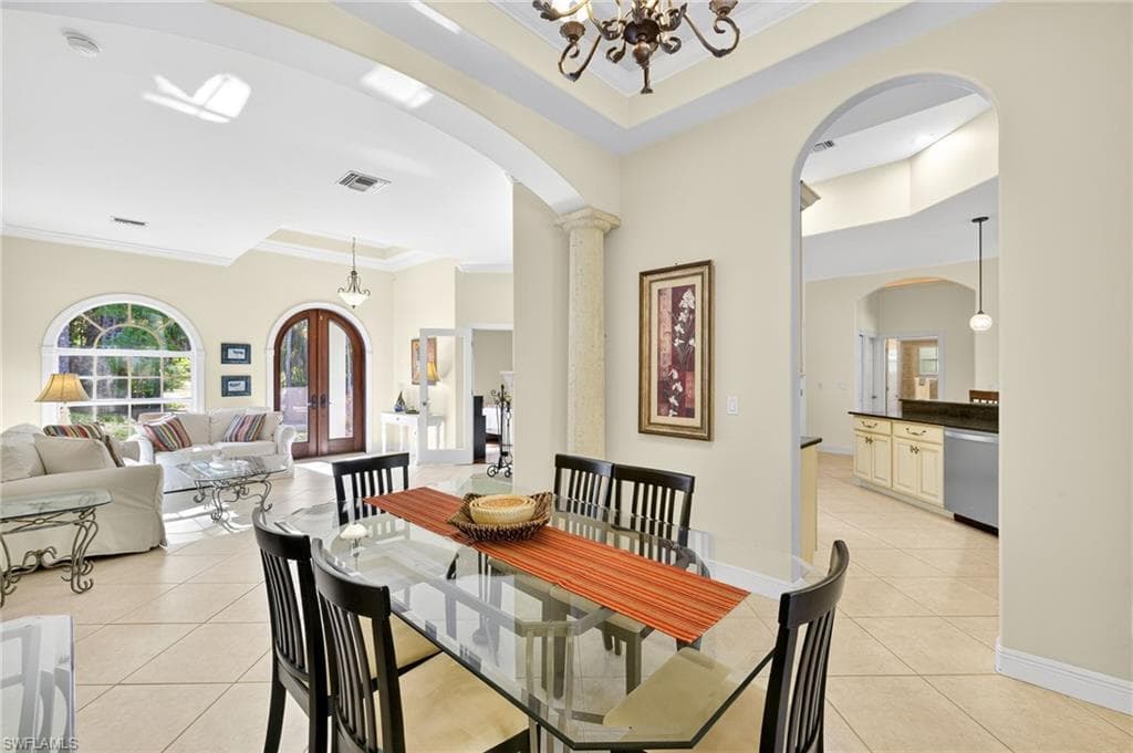 441 27th St SW, Naples, FL 34117-8
