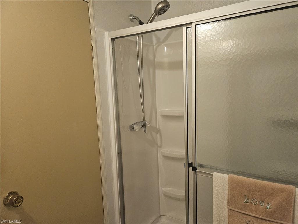 31 Amethyst Ave 31a, Naples, FL 34114-25