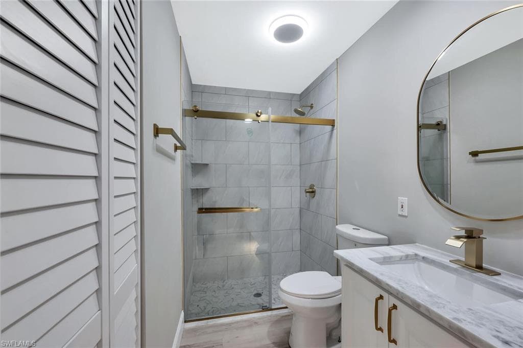 3408 Cayman Ln, Naples, FL 34119-20