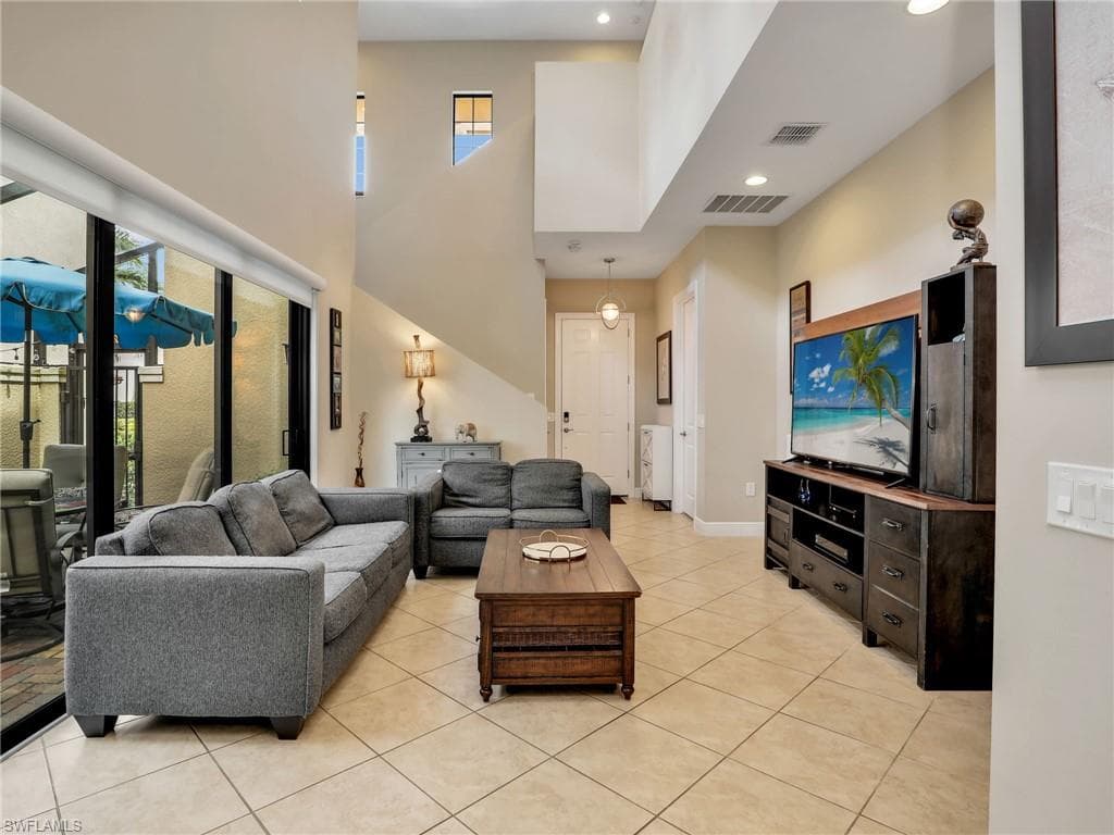 1242 Kendari Ter, Naples, FL 34113-11