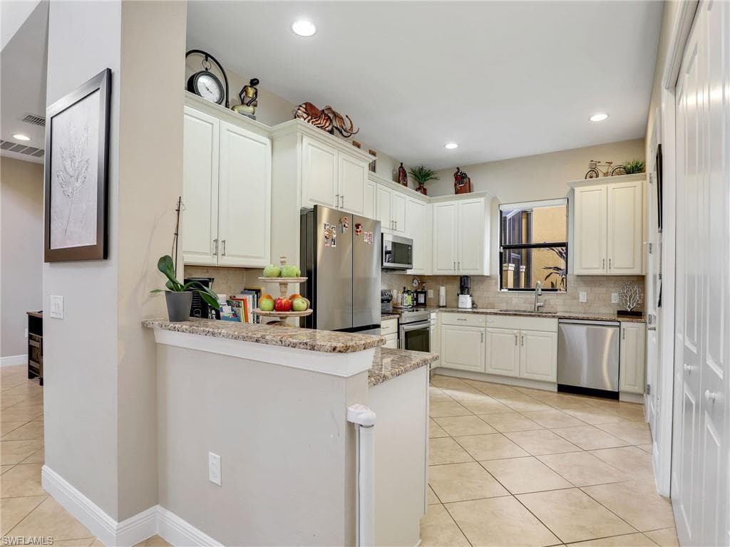 1242 Kendari Ter, Naples, FL 34113-20