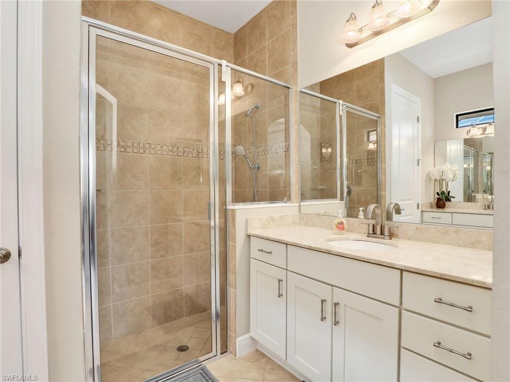 1242 Kendari Ter, Naples, FL 34113-27