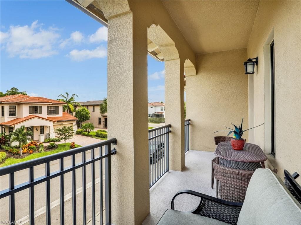 1242 Kendari Ter, Naples, FL 34113-31