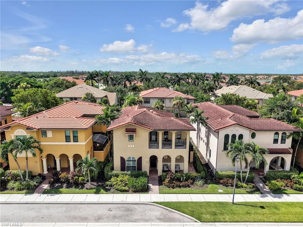 1242 Kendari Ter, Naples, FL 34113-5