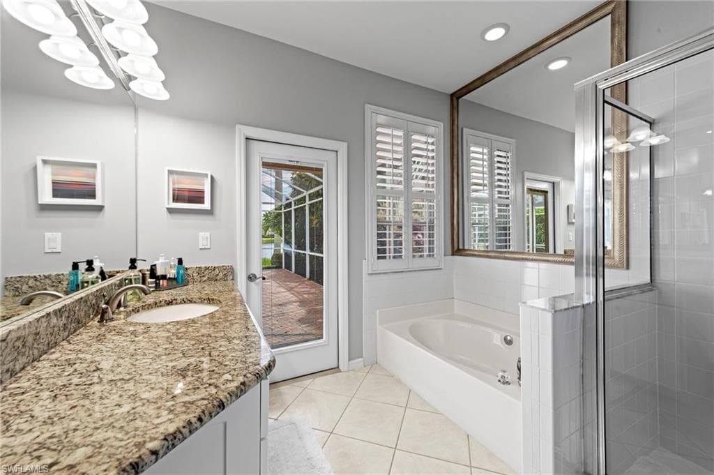 22963 Forest Ridge Dr, Estero, FL 33928-28