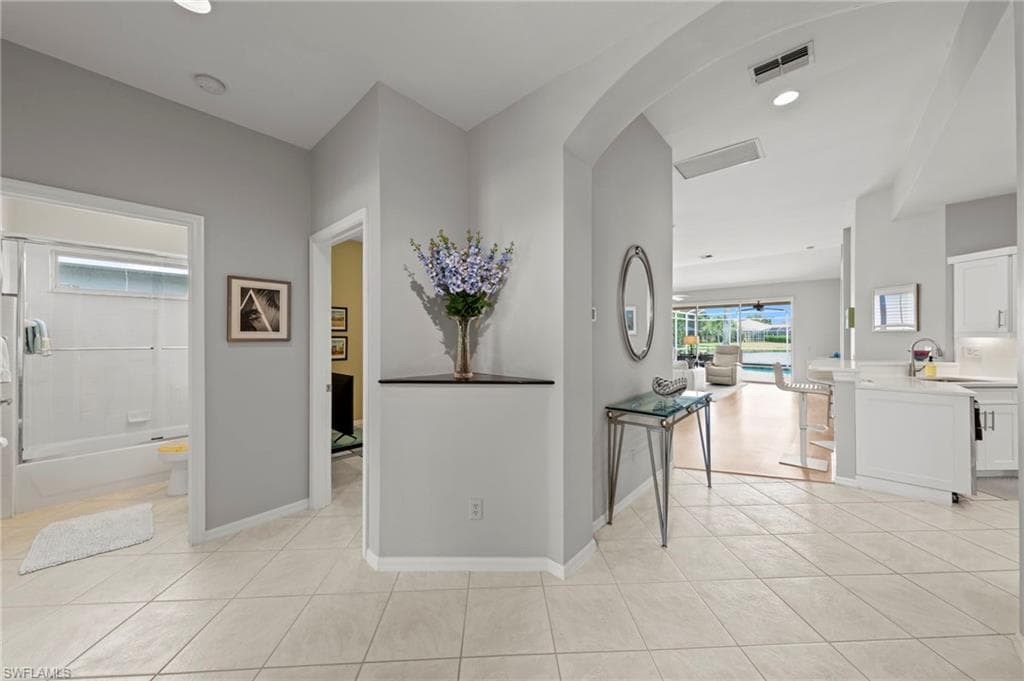 22963 Forest Ridge Dr, Estero, FL 33928-5