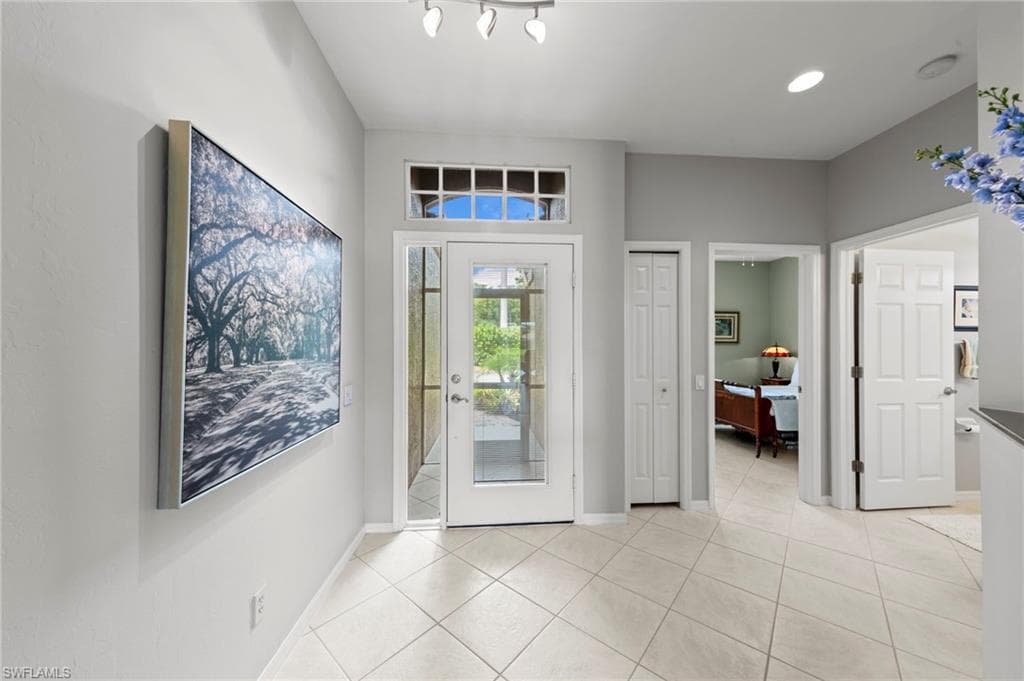 22963 Forest Ridge Dr, Estero, FL 33928-6