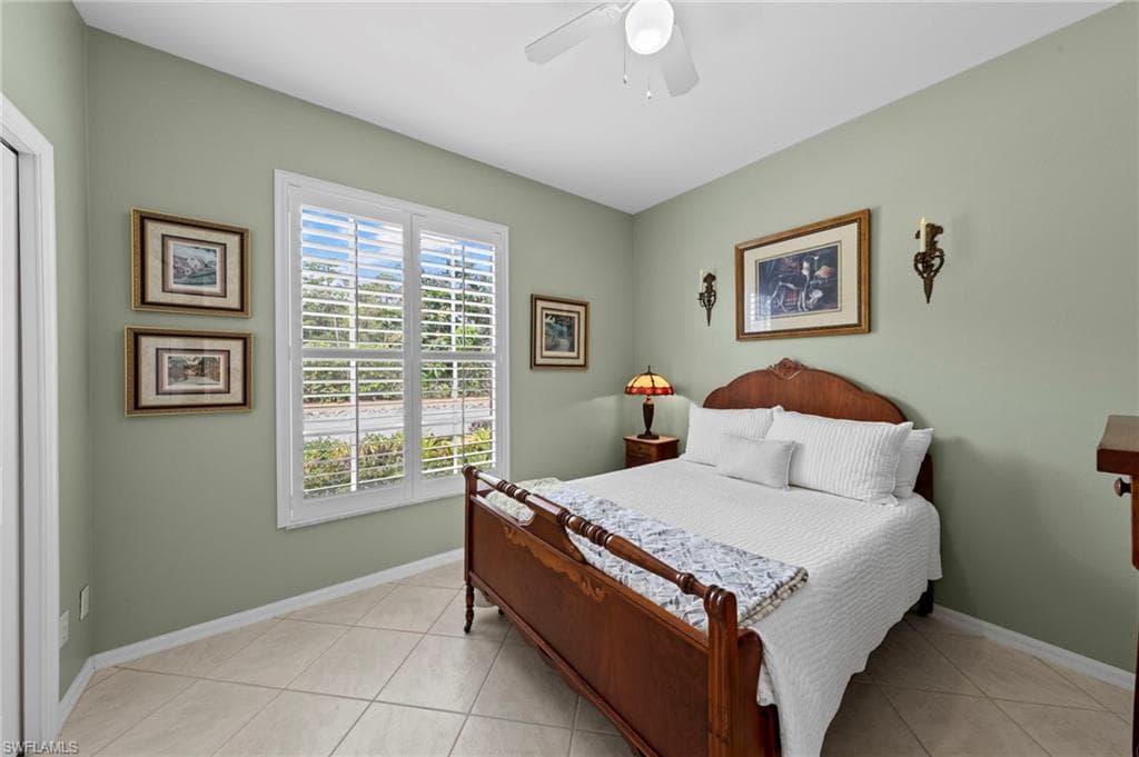 22963 Forest Ridge Dr, Estero, FL 33928-7