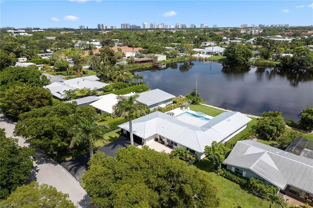 1319 28th Ave N, Naples, FL 34103-29