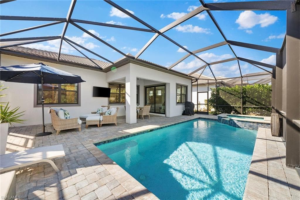 9384 Night Heron Ln, Naples, FL 34120-2