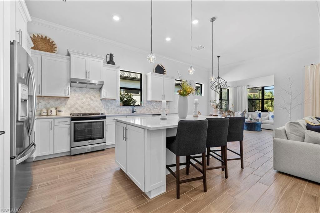 9384 Night Heron Ln, Naples, FL 34120-6