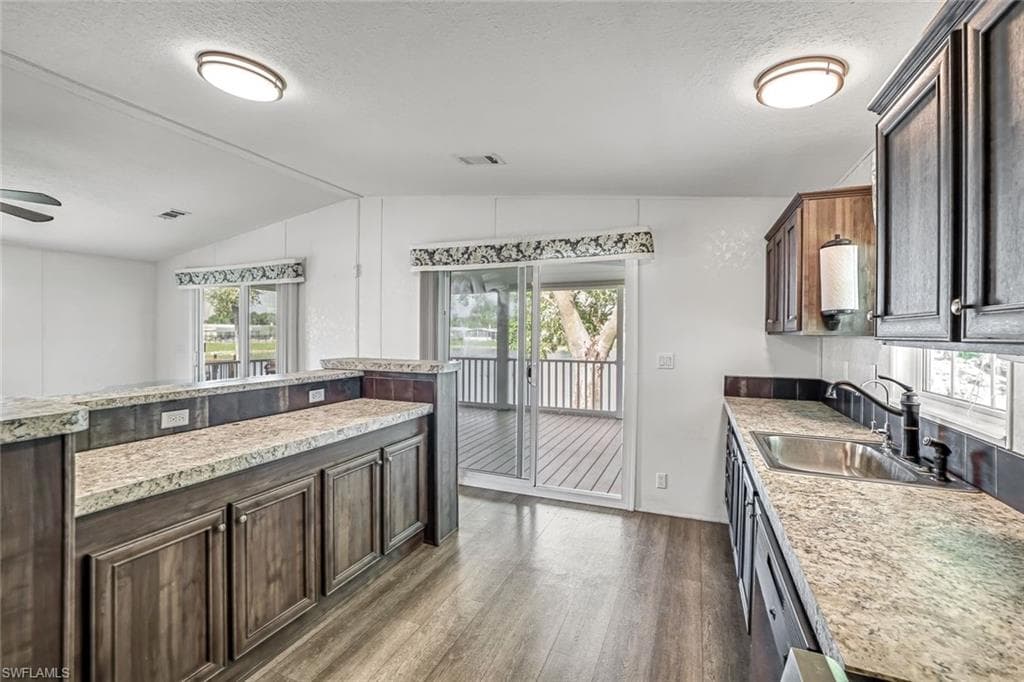 33 Covey Ln 33, Naples, FL 34114-9