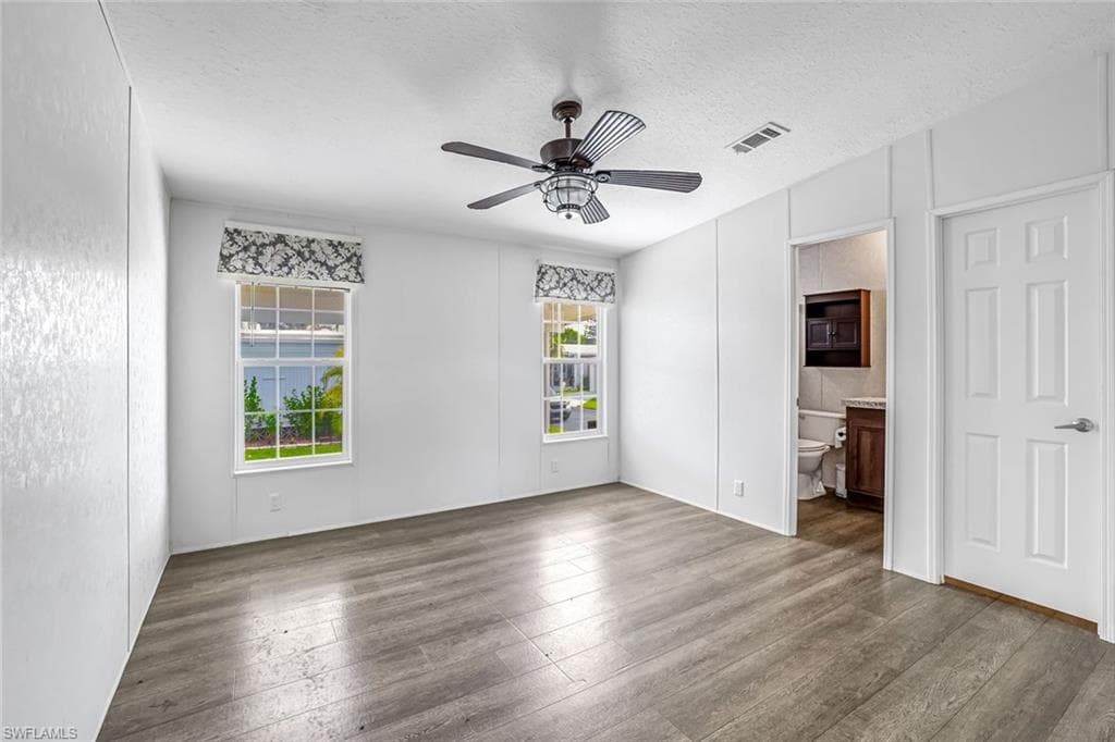 33 Covey Ln 33, Naples, FL 34114-10