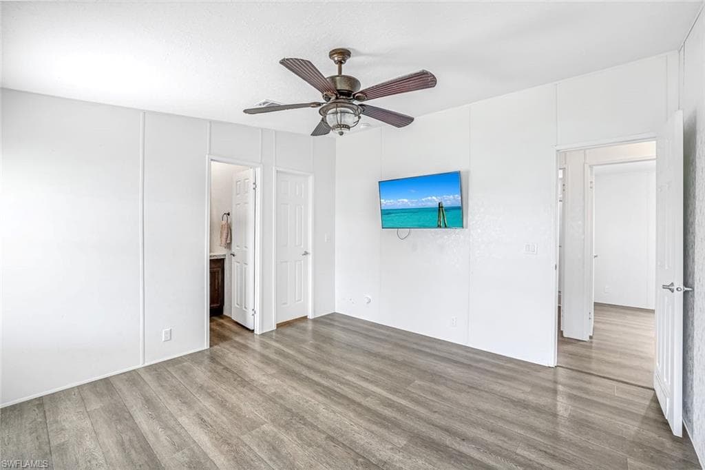 33 Covey Ln 33, Naples, FL 34114-11