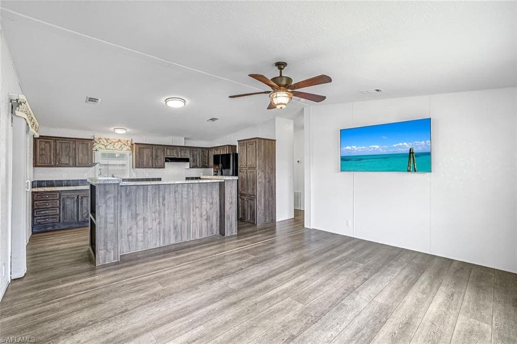 33 Covey Ln 33, Naples, FL 34114-4