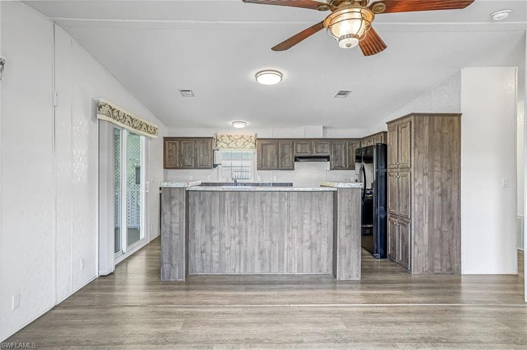 33 Covey Ln 33, Naples, FL 34114-6