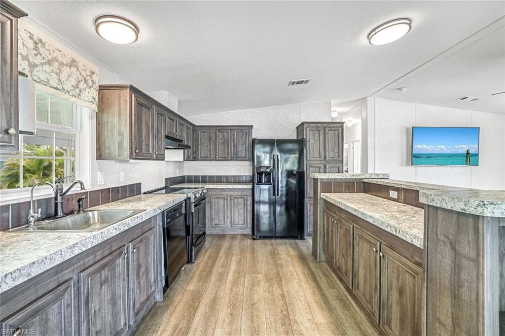 33 Covey Ln 33, Naples, FL 34114-8