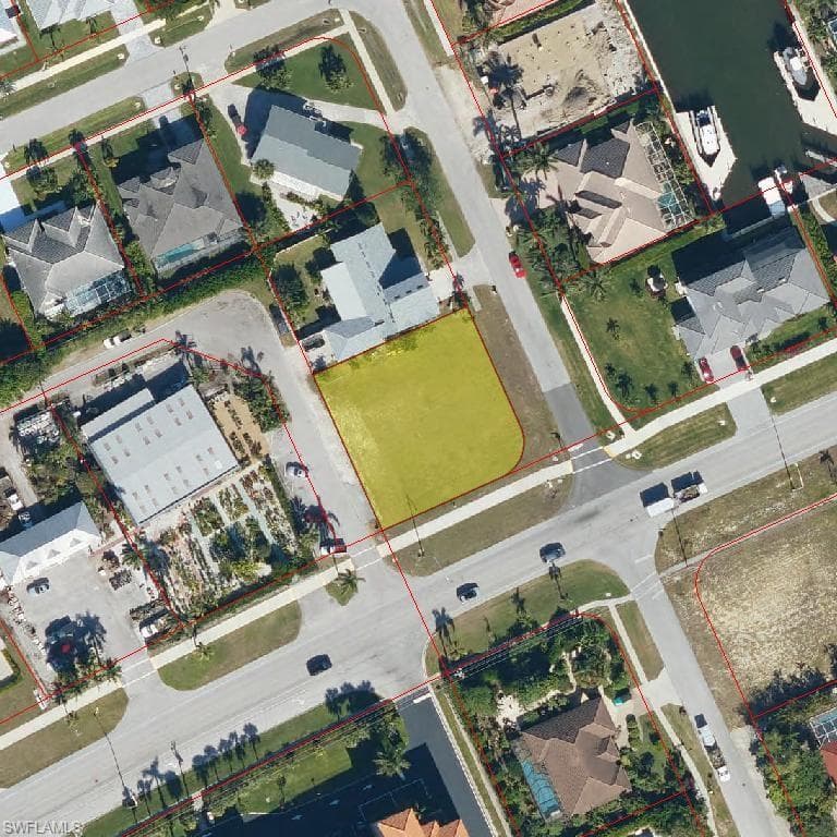 10 Covewood Ct, Marco Island, FL 34145-2