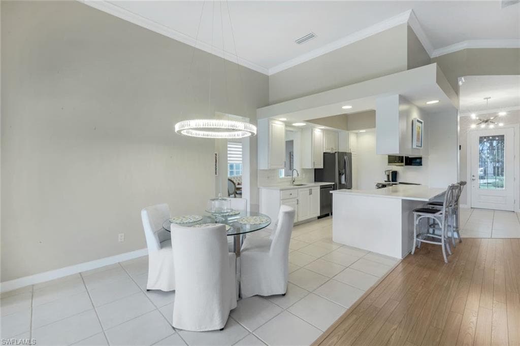 4772 Martinique Way, Naples, FL 34119-17