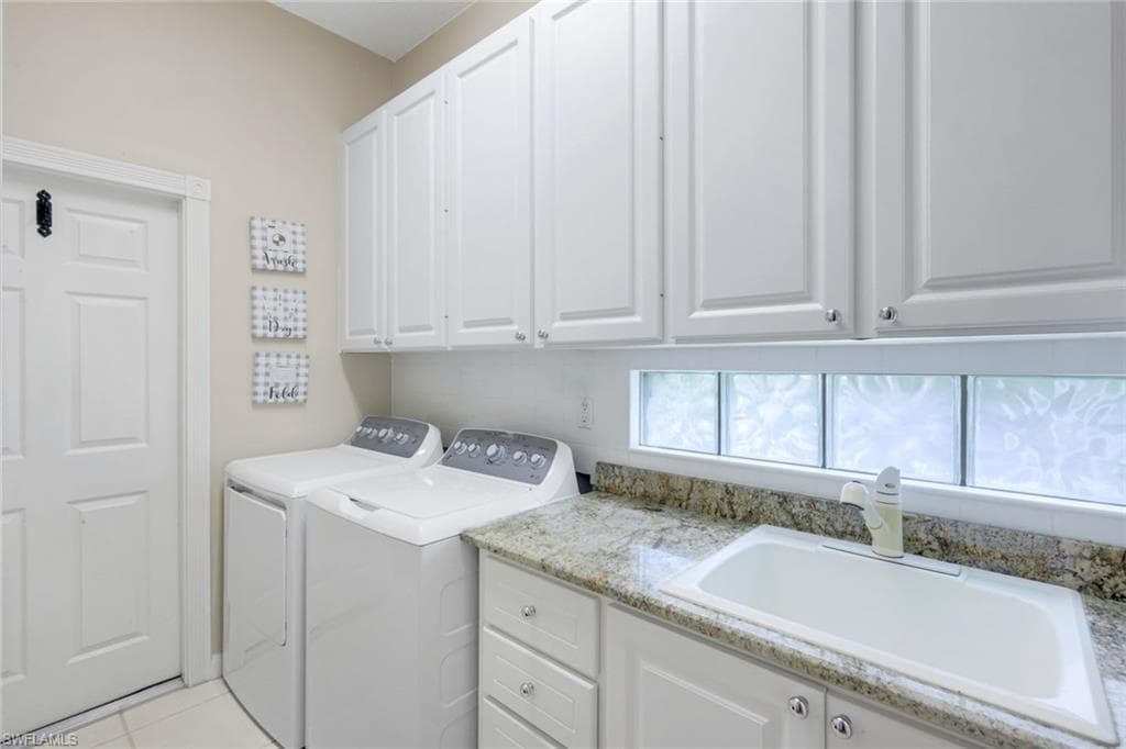 4772 Martinique Way, Naples, FL 34119-29
