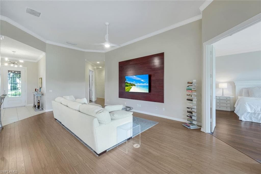 4772 Martinique Way, Naples, FL 34119-8
