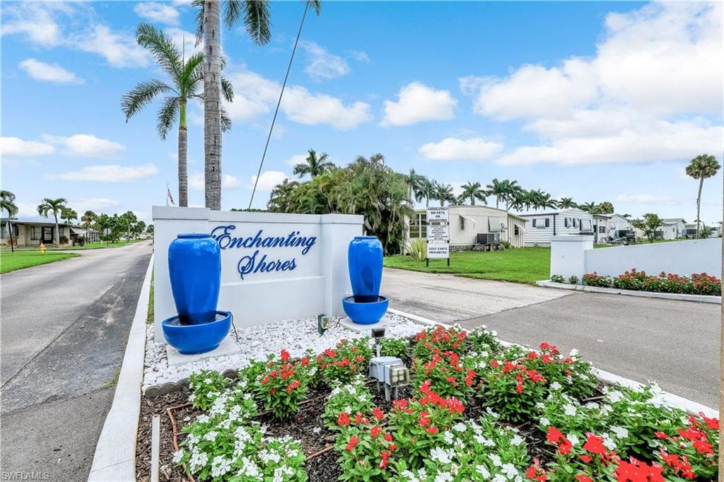 27 Jasper Dr 27jr, Naples, FL 34114-10