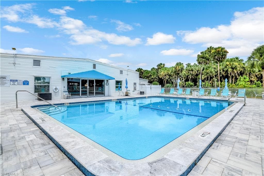 27 Jasper Dr 27jr, Naples, FL 34114-15