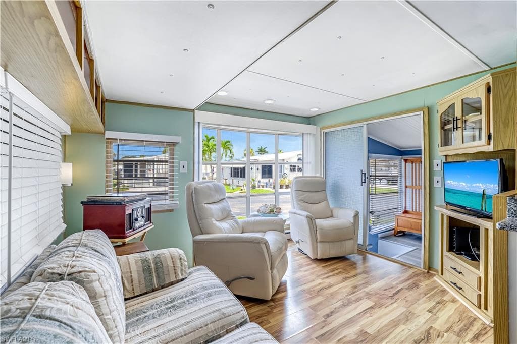 27 Jasper Dr 27jr, Naples, FL 34114-3