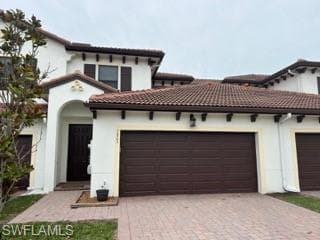 7805 Bristol Cir, Naples, FL 34120-1