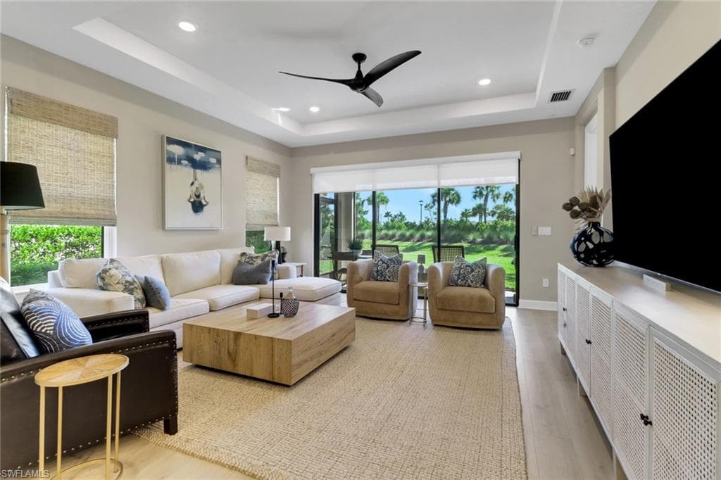 15156 Sacile St, Naples, FL 34114-9