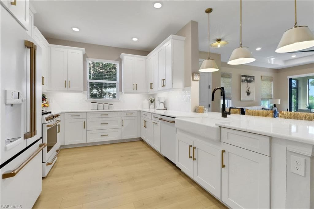 15156 Sacile St, Naples, FL 34114-15