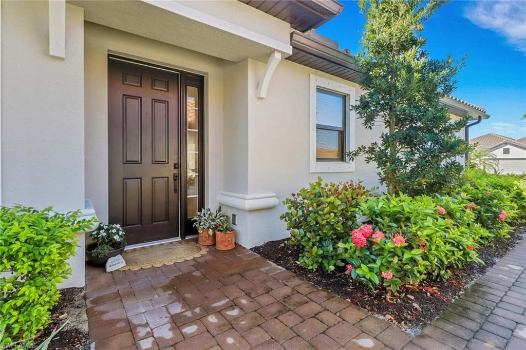 15156 Sacile St, Naples, FL 34114-5