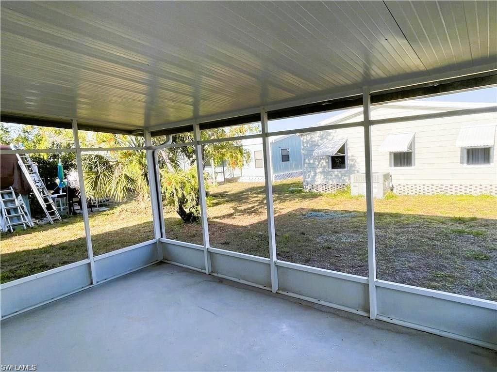 3158 Bunny Run Dr, North Fort Myers, FL 33917-14