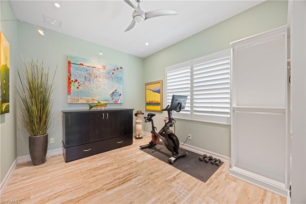 2431 Breakwater Way 101, Naples, FL 34112-12
