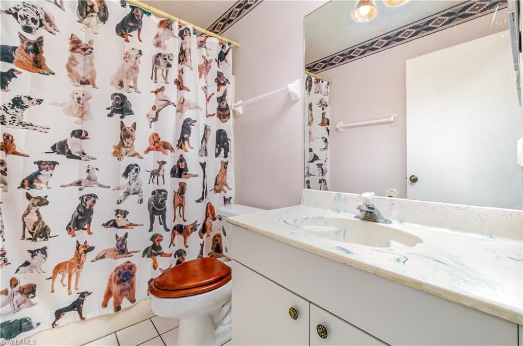 431 14th Ave NE, Naples, FL 34120-20