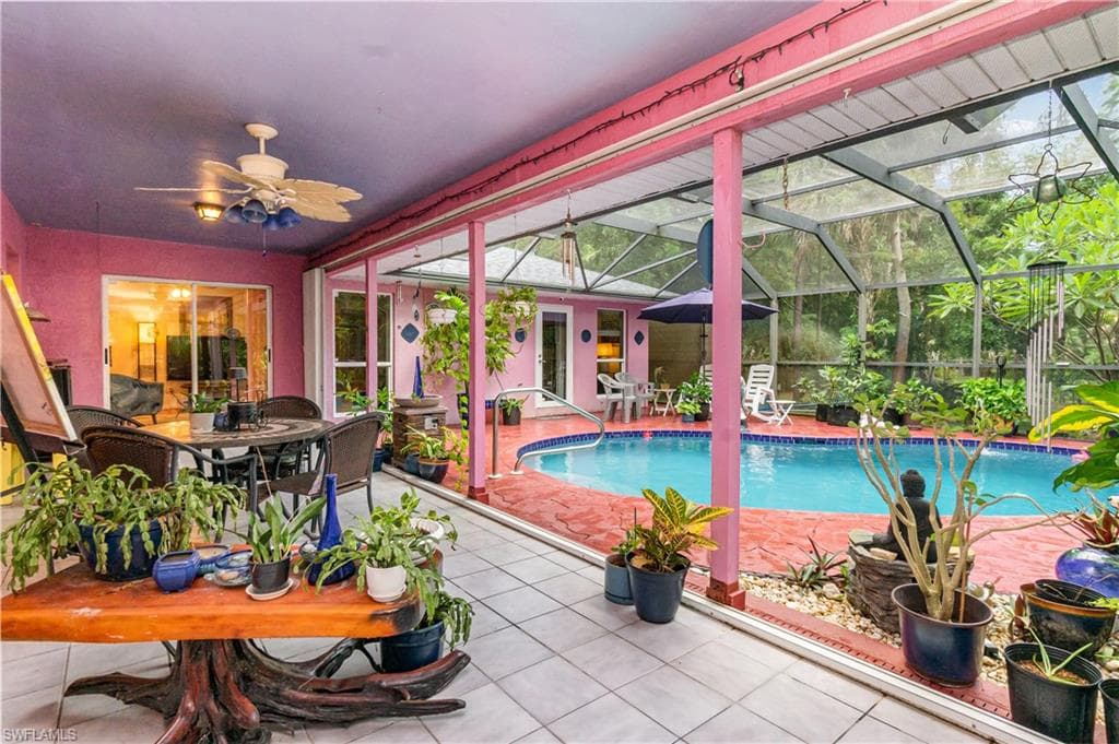 431 14th Ave NE, Naples, FL 34120-22