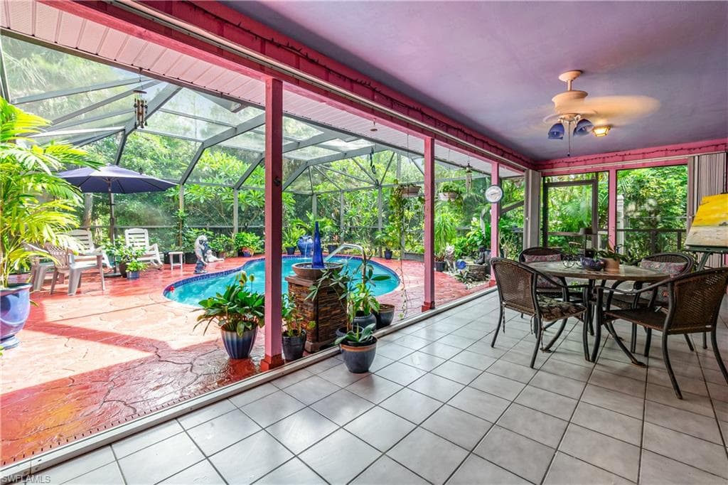 431 14th Ave NE, Naples, FL 34120-23