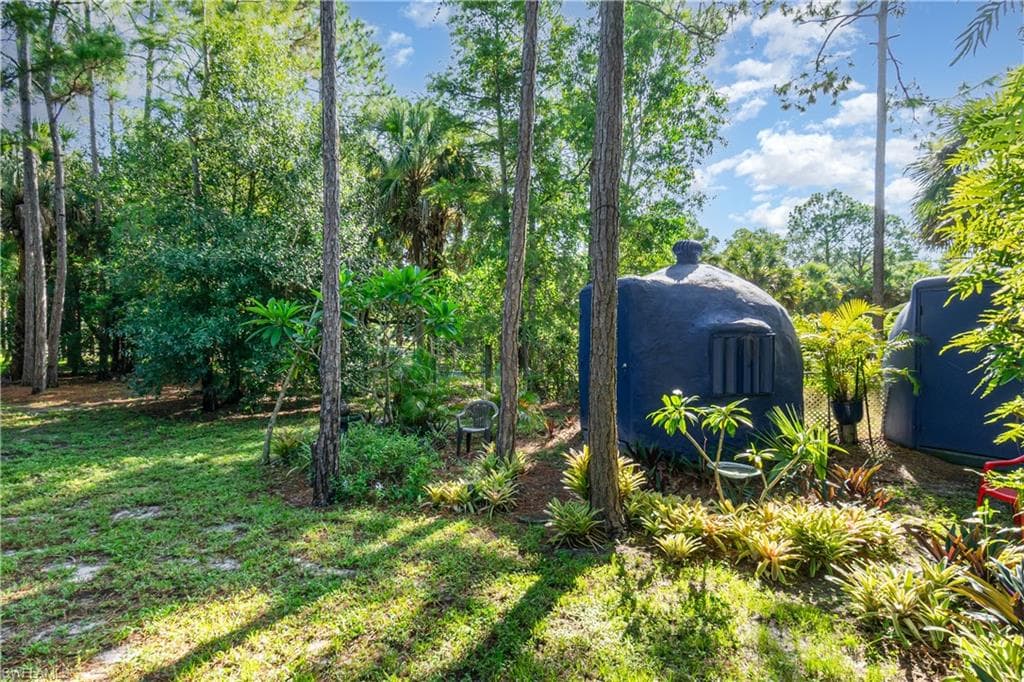 431 14th Ave NE, Naples, FL 34120-29