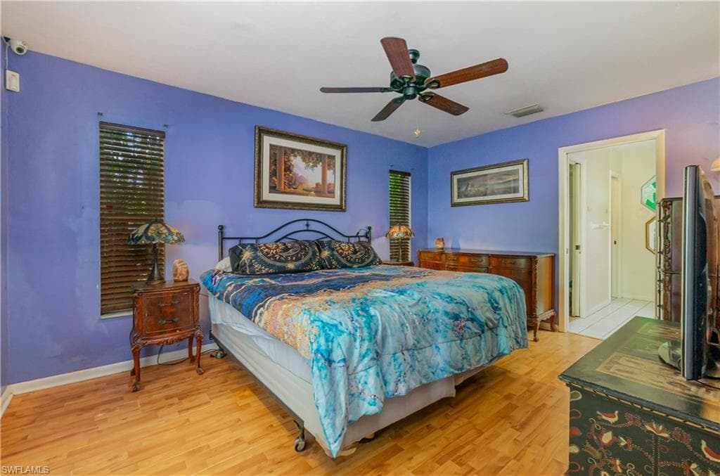 431 14th Ave NE, Naples, FL 34120-7