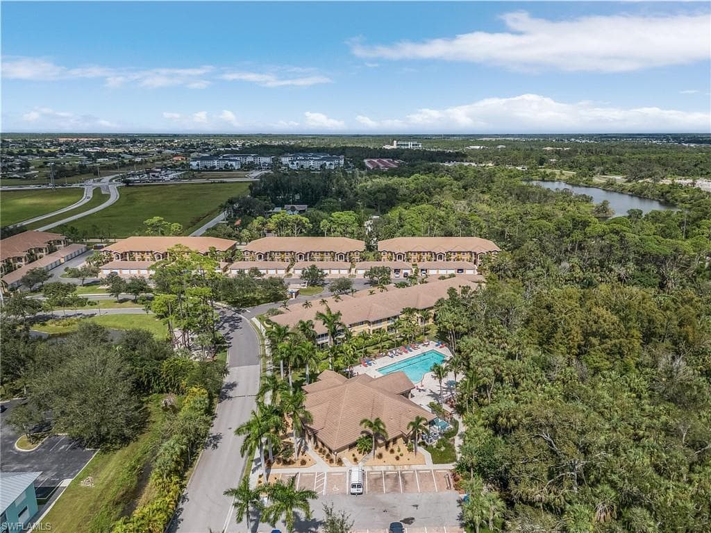 1131 Winding Pines Cir 204, Cape Coral, FL 33909-33