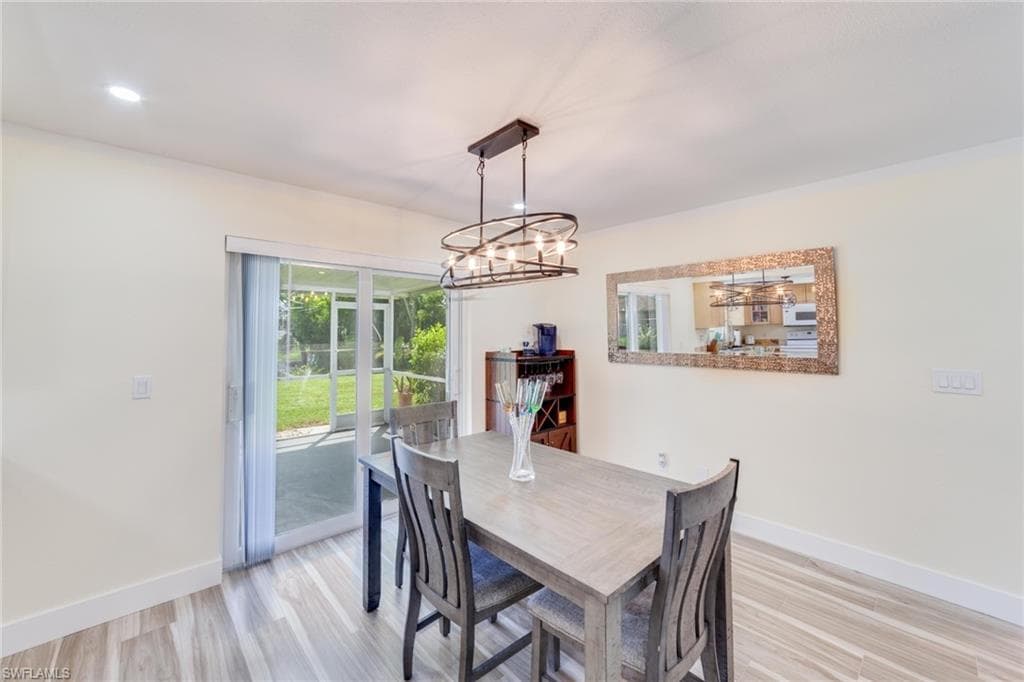 525 11th Ct, Cape Coral, FL 33990-12