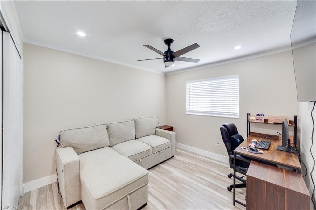 525 11th Ct, Cape Coral, FL 33990-20