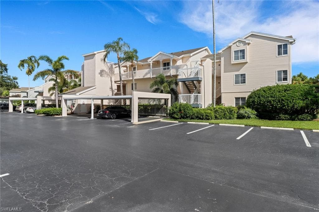 2651 Citrus Lake Dr D302, Naples, FL 34109-8