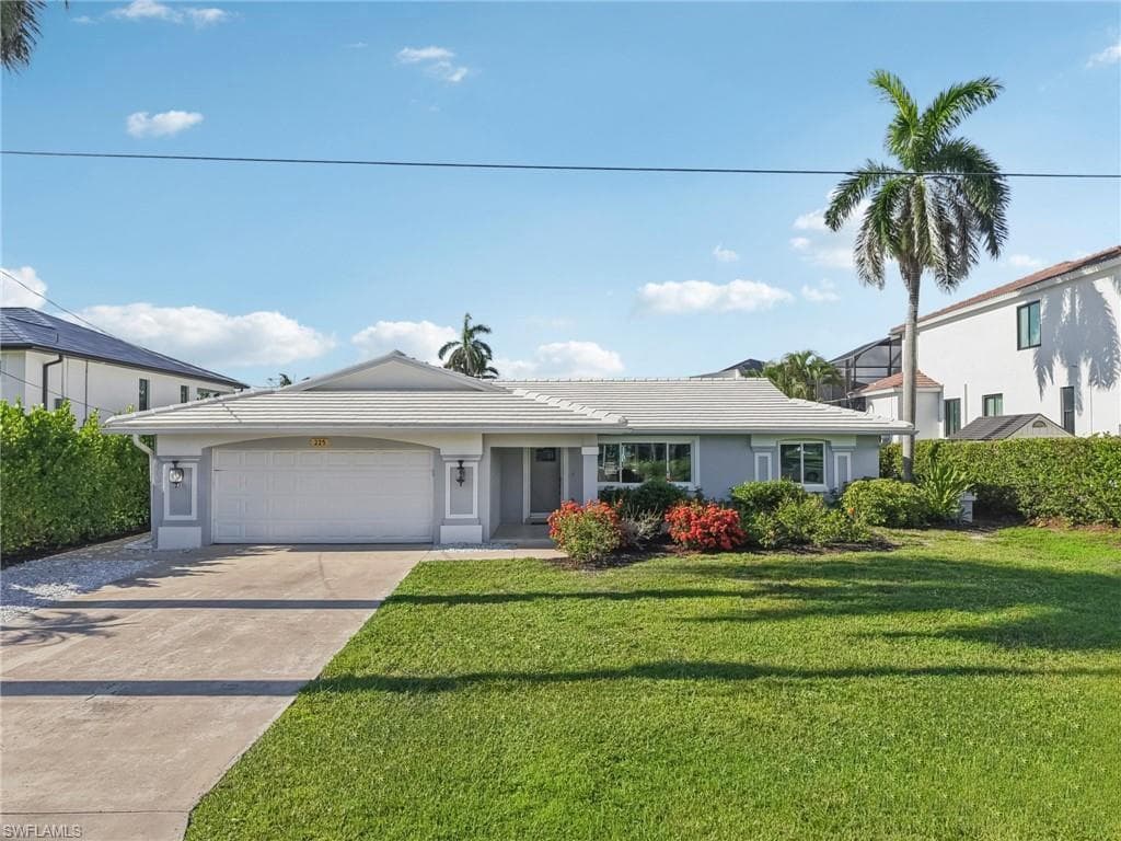 225 3rd St, Bonita Springs, FL 34134-32