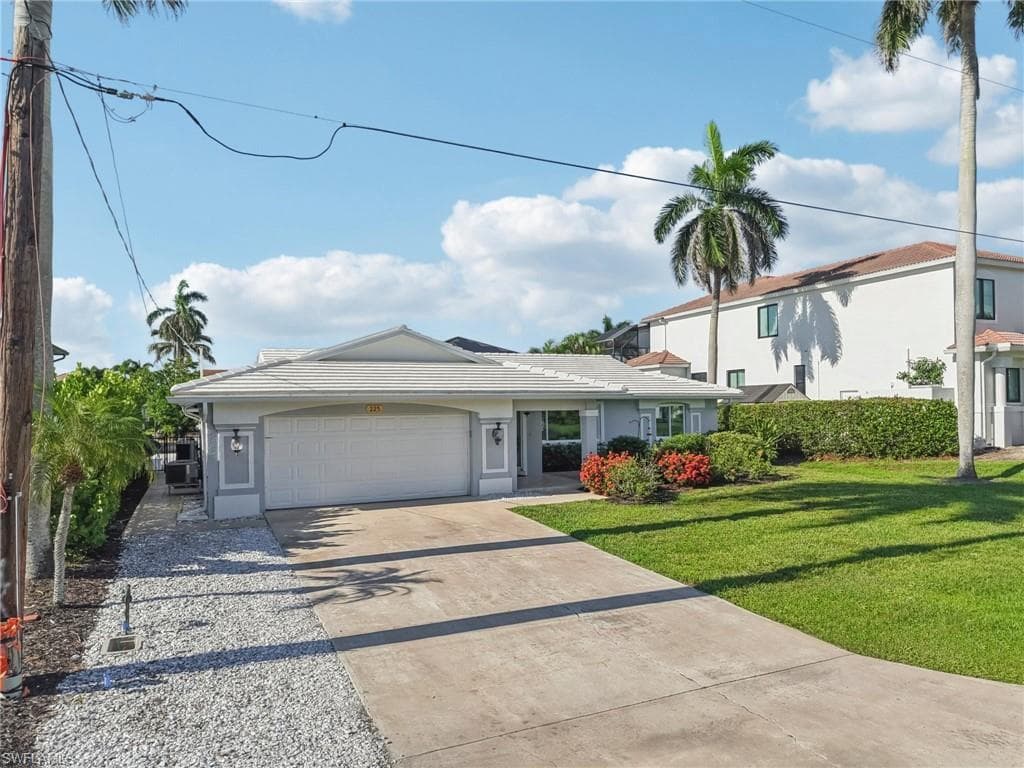 225 3rd St, Bonita Springs, FL 34134-34